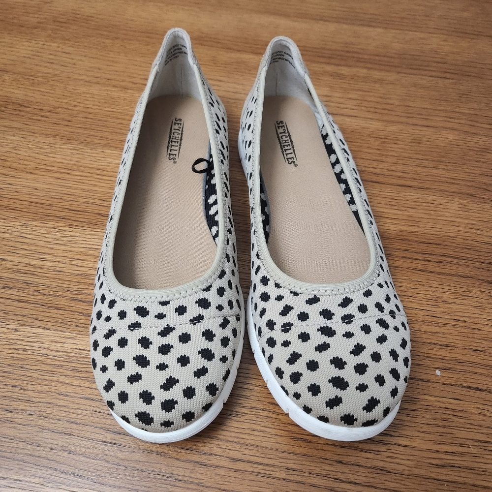 Seychelles Knit Slip On Ballet Flat In Spot Tumble, White, Beige and Black